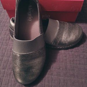 Women's Alegria Glee, Chain Mail, Size 39  8.5, NEW in Box